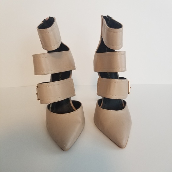 SOLD 💫 Shoe Republic LA Nude High Heels 9 - Picture 3 of 8